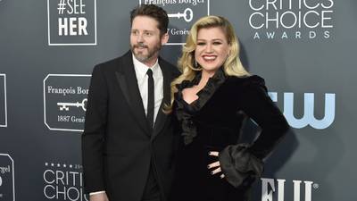 Judge rules Kelly Clarkson's ex-husband owes her $2.6 million for "unlawfully" negotiating deals for her