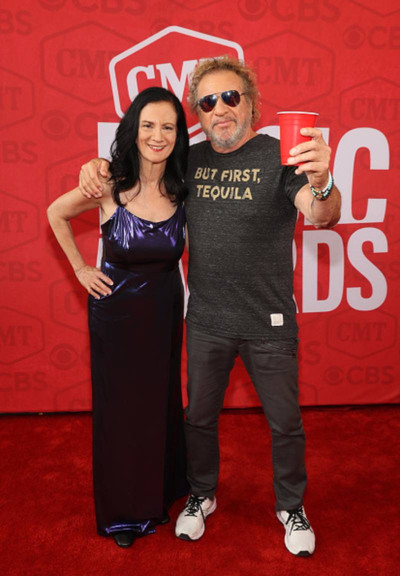 Photos 2024 CMT Music Awards red carpet Hits 105.3 San Antonio’s