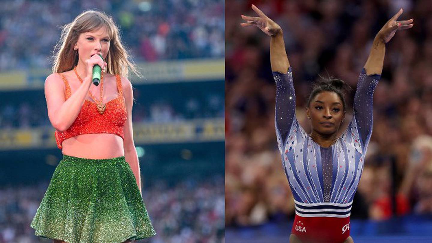 Taylor Swift reacts to gymnast Simone Biles setting her routine to