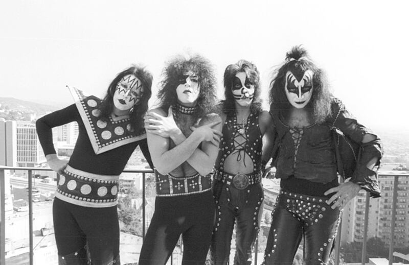 Kiss